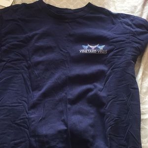 Vineyard Vines T-shirt